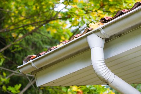 Gutter Cleaning And Brightening